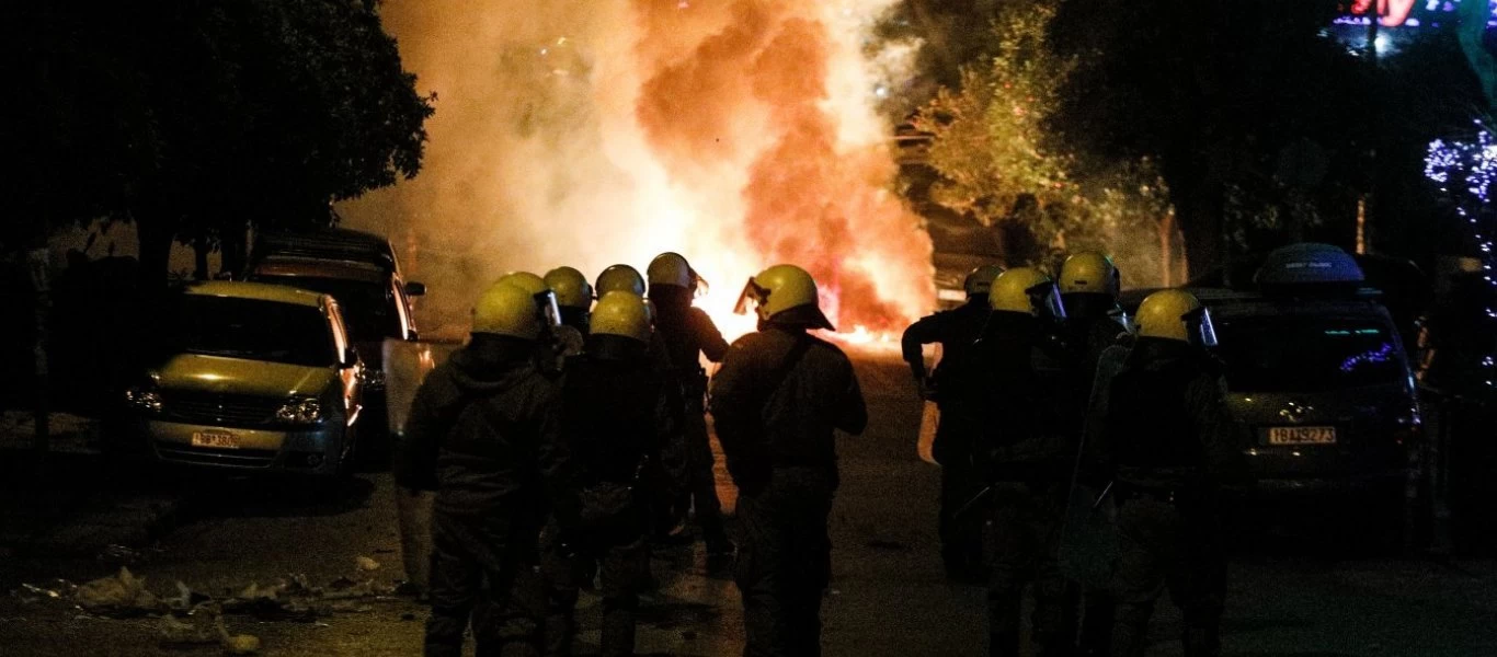 Με άλλοθι ο «Ινδιάνος» που κατηγορείται για την επίθεση στον αστυνομικό - Έπαιζε... μπάσκετ στην Ελευσίνα (Upd)